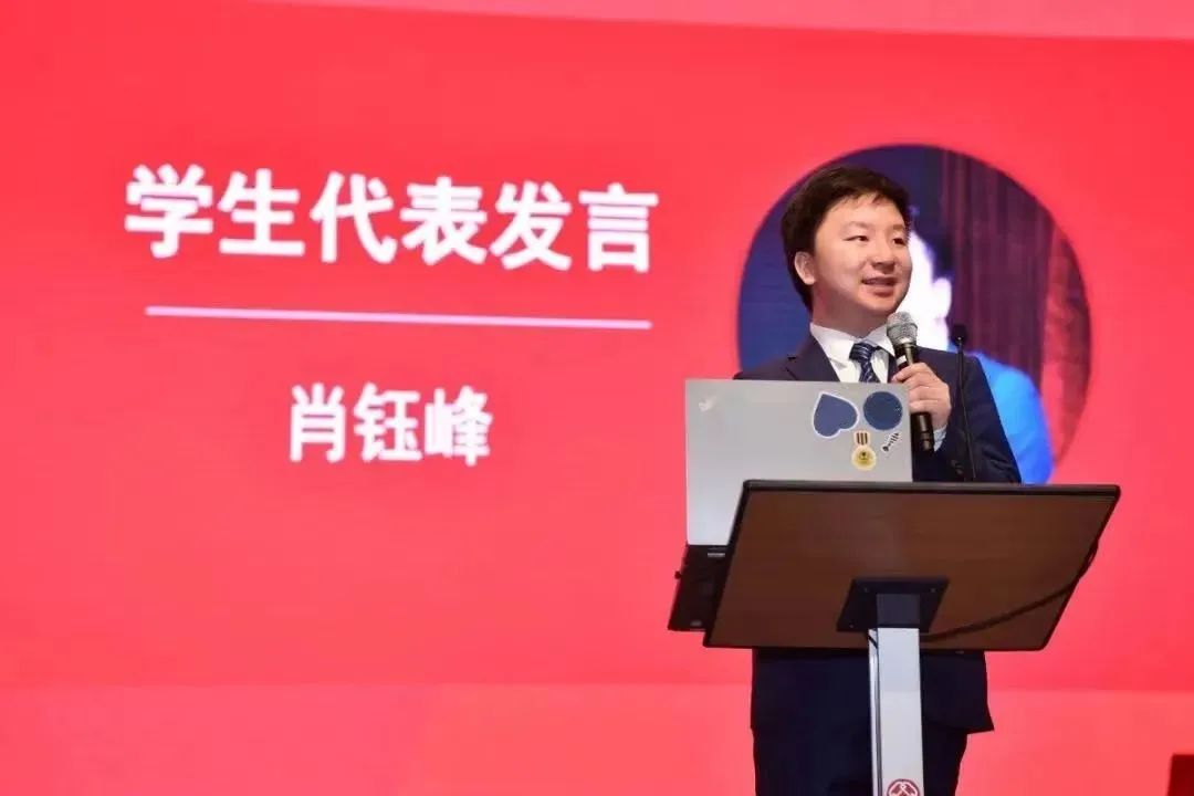 放弃西北，选择杜克，他如何从申请季的心态崩溃中“幸存”？